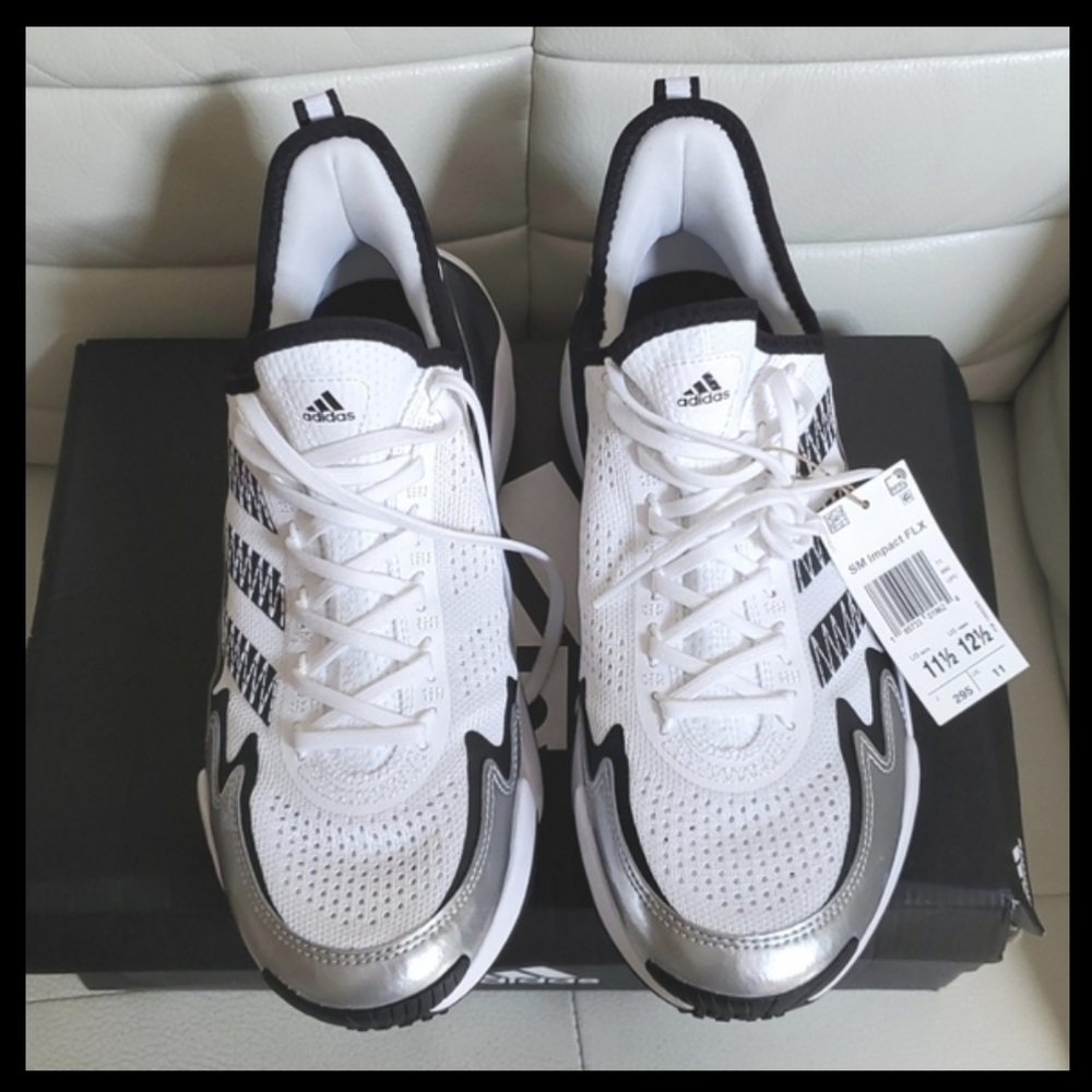 Adidas Shoes Men 11.5-Women 12.5 - Picture 5 of 7